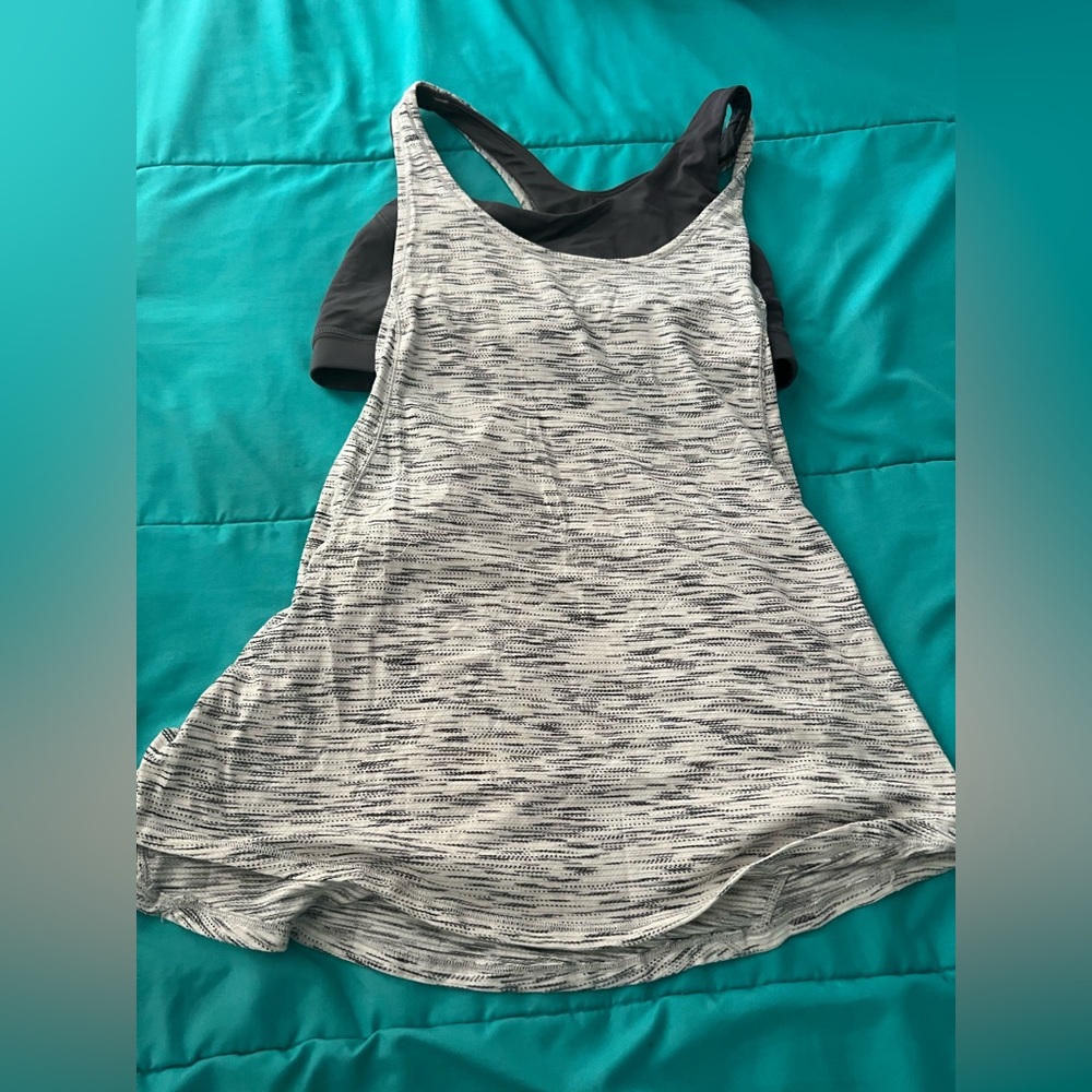 Lululemon built in bra top